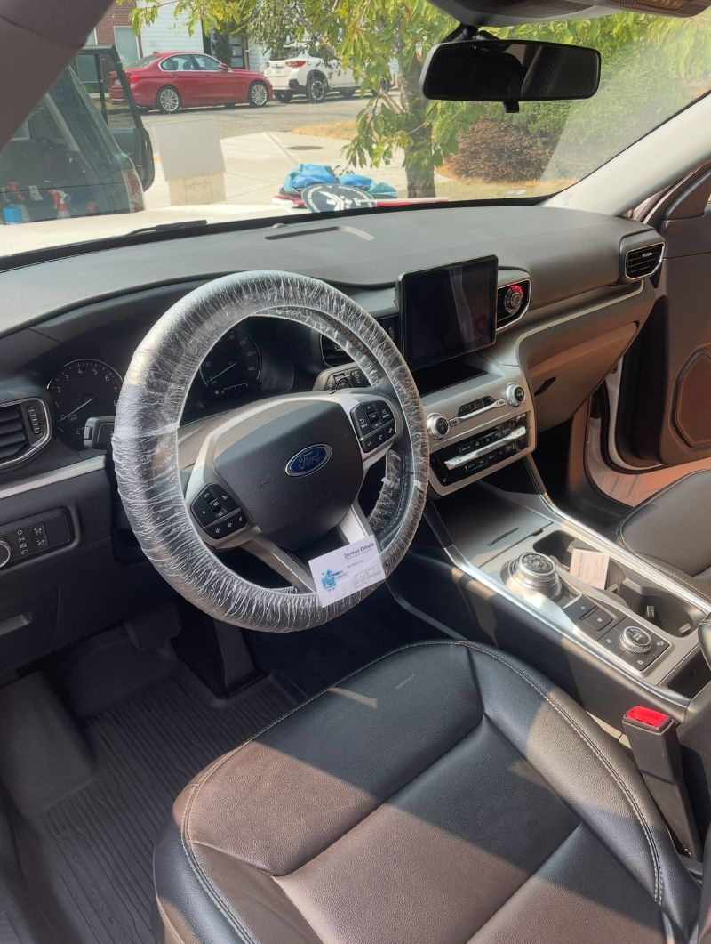Ford Explorer interior